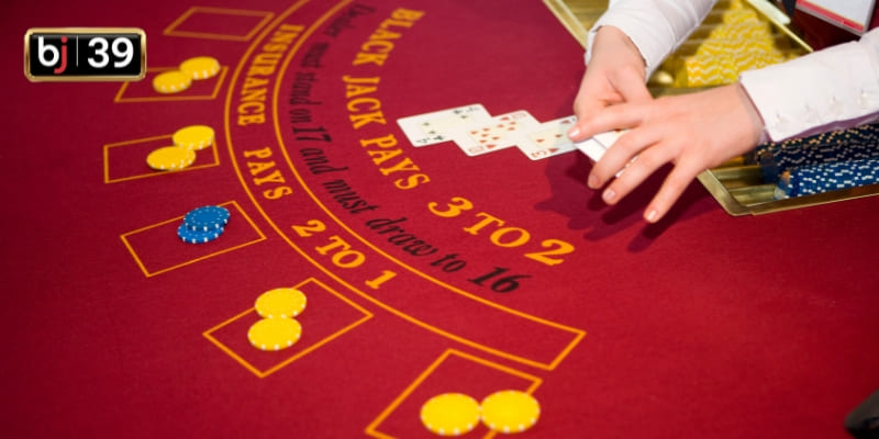 Đánh bài Blackjack cần có mẹo chơi để giành chiến thắng về tay
